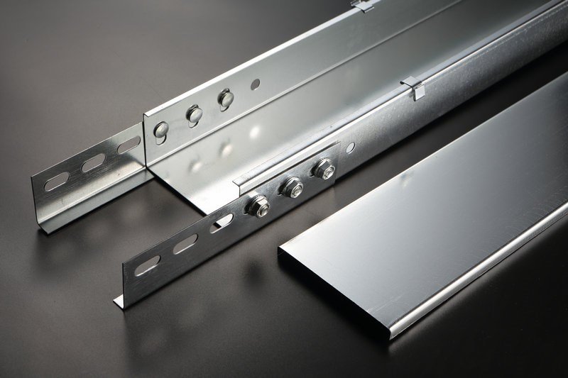 Cable tray