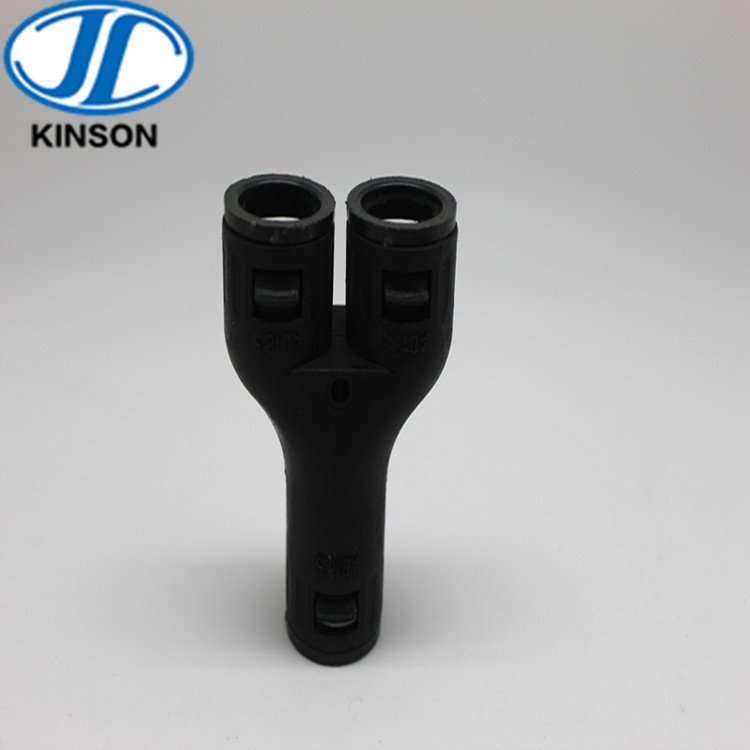  3-Way Y flexible pipe connector